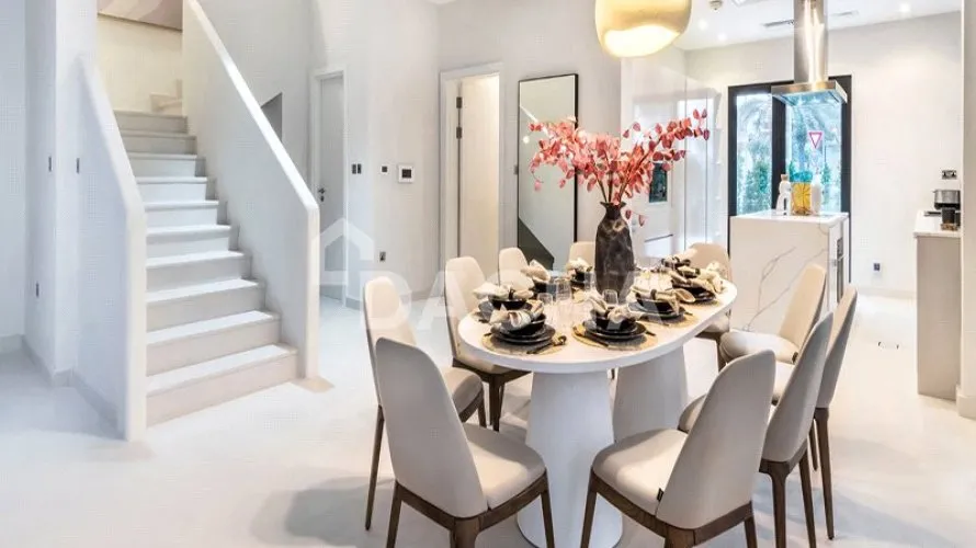 Villa de 5 dormitorios en Palma Residences, UAE No. 3082 № 19