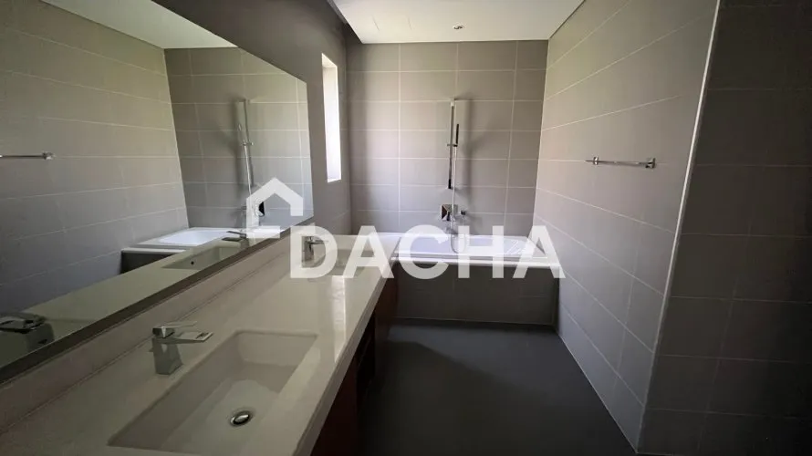 Villa de 4 dormitorios en District One, UAE No. 3132 № 11