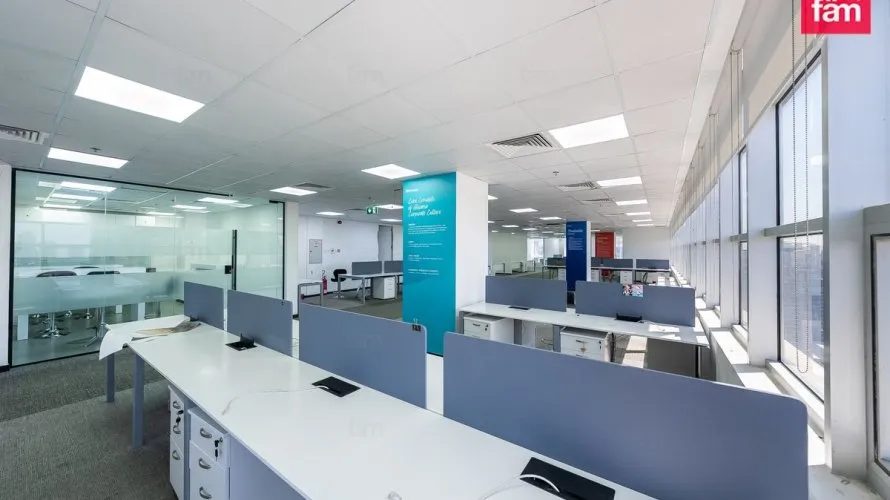 Oficina de 1121.7m² en Dubai, UAE No. 3188 № 15