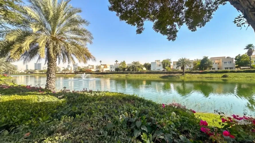 Villa de 4 dormitorios en Dubai, UAE No. 3503 № 9