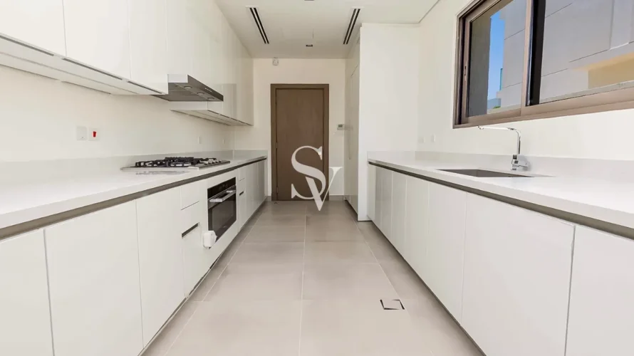 Villa de 5 dormitorios en District One, UAE No. 3228 № 6