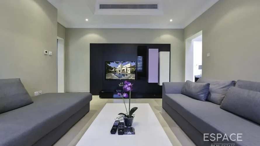 Villa de 4 dormitorios en Jumeirah Islands, UAE No. 3666 № 5
