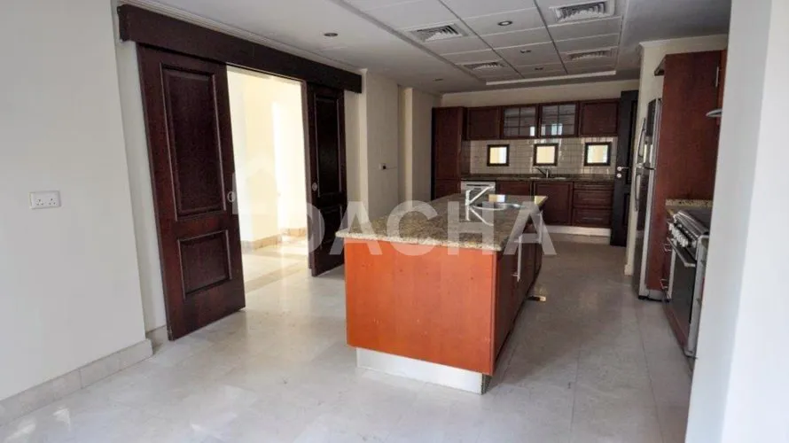 Villa de 6 dormitorios en Meadows, UAE No. 3281 № 19