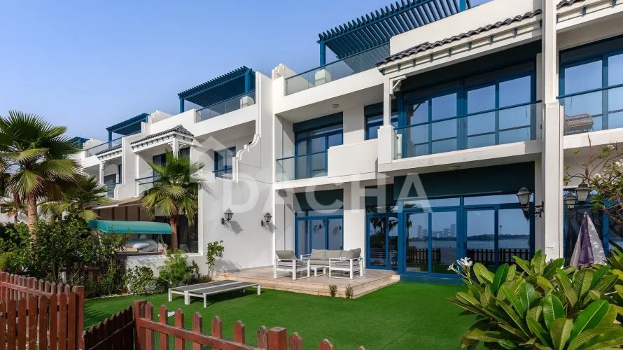 Villa de 5 dormitorios en Palma Residences, UAE No. 3282