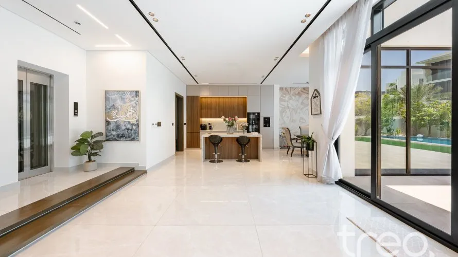 Villa de 7 dormitorios en Jumeirah Park, UAE No. 3456 № 6