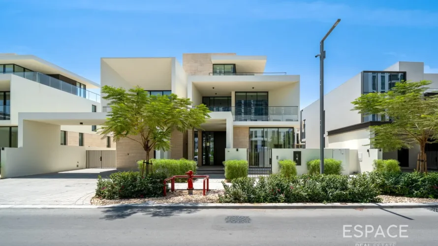 Villa de 5 dormitorios en Dubai Hills Estate, UAE No. 3673