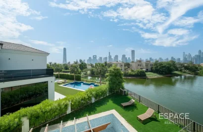 Villa de 5 dormitorios en Jumeirah Islands, UAE No. 3671