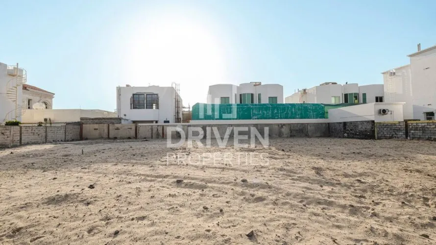 Terreno de 1117.62m² en Umm Suqeim, UAE No. 4380 № 8