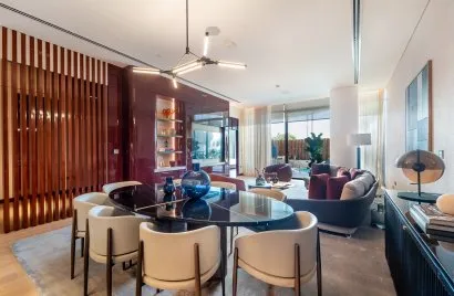 Apartamento de 4 dormitorios en Dubai, UAE No. 4471