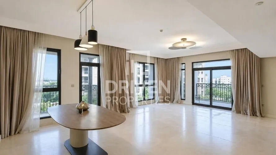 Apartamento de 4 dormitorios en Umm Suqeim 3, UAE No. 4017 № 25