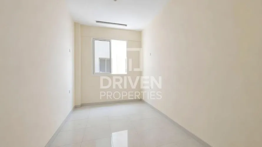 Campo de trabajo de 3403.78m² en Jebel Ali, UAE No. 4115 № 9