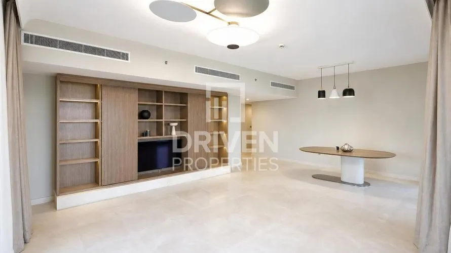 Apartamento de 4 dormitorios en Umm Suqeim 3, UAE No. 4017 № 22