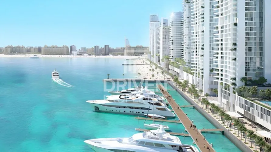 Ático de 4 dormitorios en EMAAR Beachfront, UAE No. 3881
