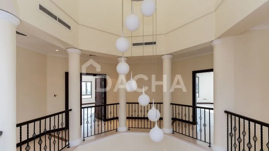 Villa de 5 dormitorios en Garden Homes, UAE No. 4240 № 19