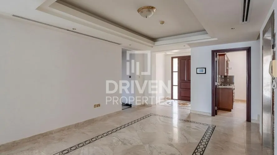 Villa de 4 dormitorios en The Crescent, UAE No. 4097 № 23