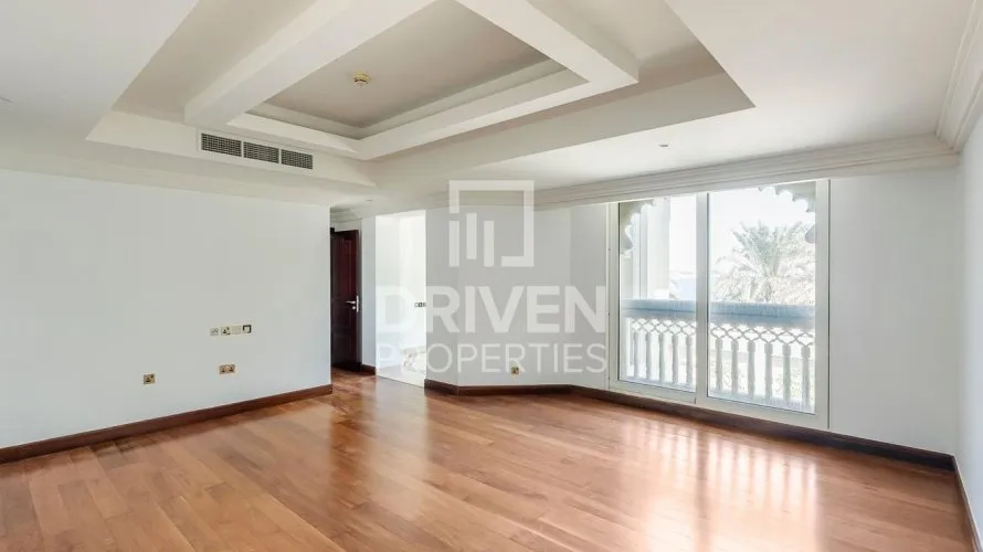 Villa de 4 dormitorios en The Crescent, UAE No. 4097 № 17
