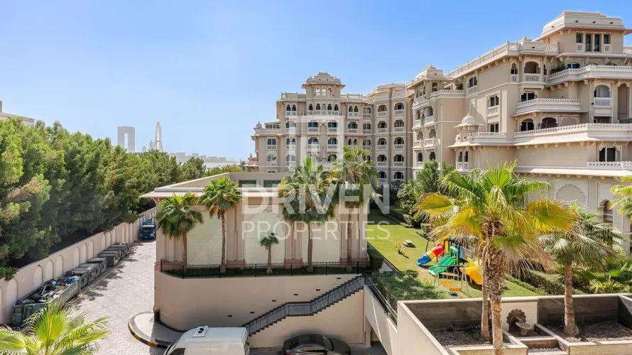Villa de 4 dormitorios en The Crescent, UAE No. 4097 № 3