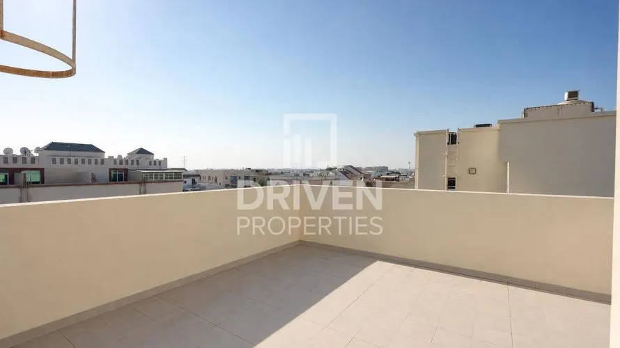 Villa de 4 dormitorios en Mirdif Villas, UAE No. 4035 № 6
