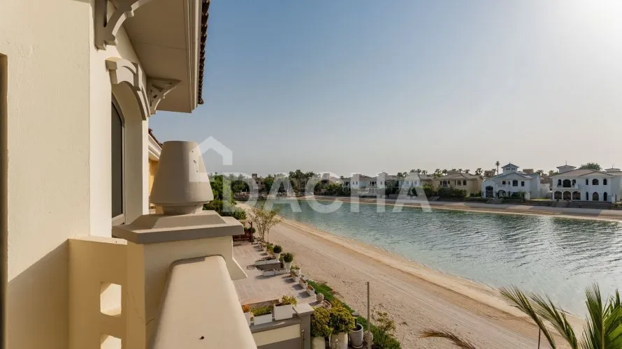Villa de 5 dormitorios en Garden Homes, UAE No. 4240 № 6