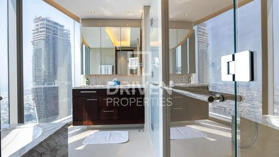 Apartamento de 5 dormitorios en The Address Sky View Towers, UAE No. 4067 № 1