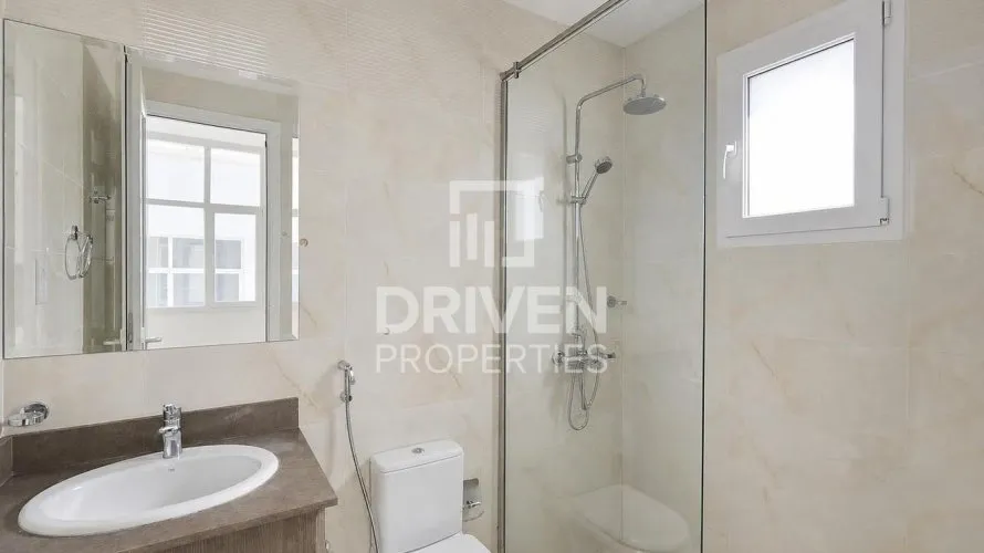Villa de 4 dormitorios en Mirdif Villas, UAE No. 4035 № 25