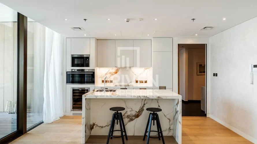 Apartamento de 3 dormitorios en Jumeirah Bay Island, UAE No. 3888