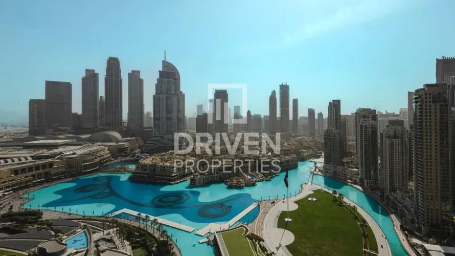 Apartamento de 4 dormitorios en Opera District, UAE No. 3883 № 1