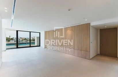 Apartamento de 4 dormitorios en Jumeirah, UAE No. 4106