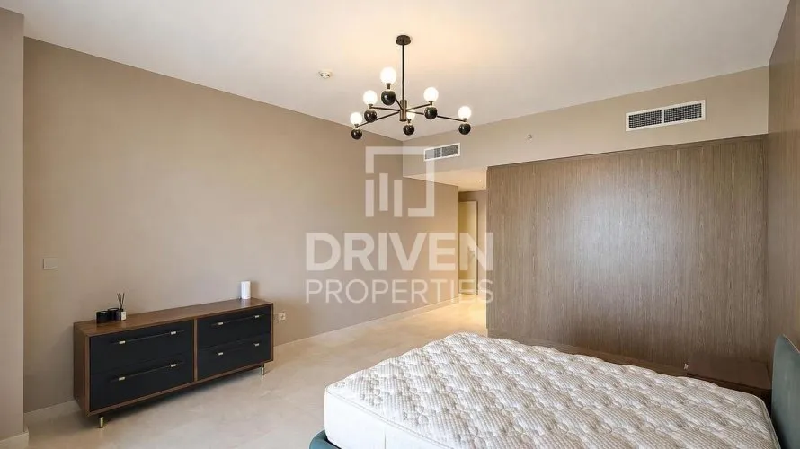 Apartamento de 4 dormitorios en Umm Suqeim 3, UAE No. 4017 № 18