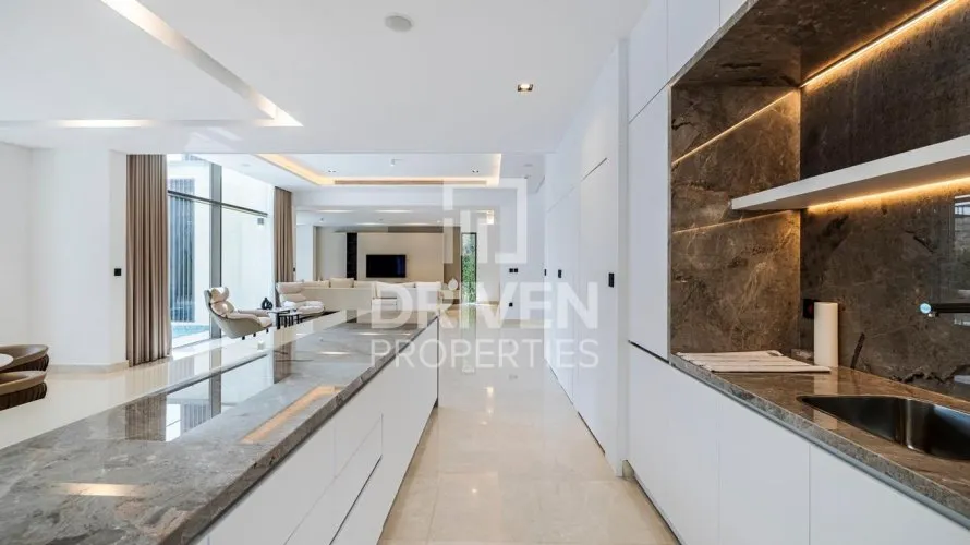 Villa de 5 dormitorios en Golf Place, UAE No. 4079 № 2