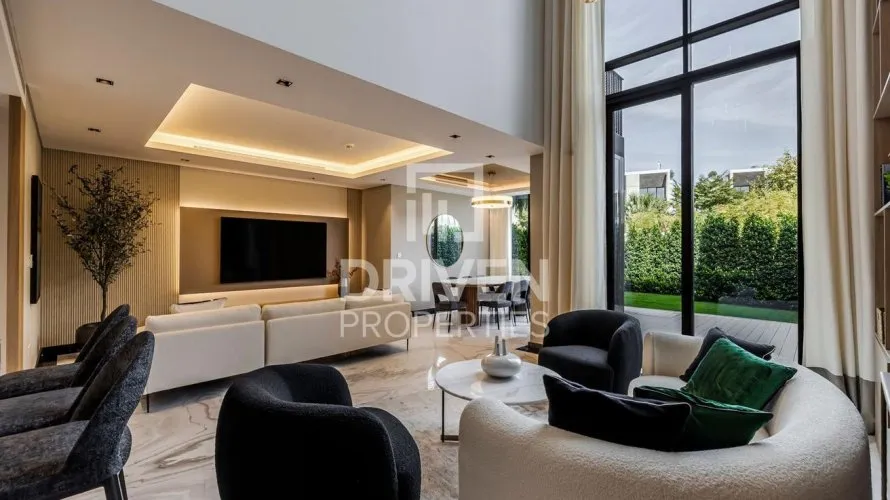 Villa de 3 dormitorios en Jumeirah Bay Island, UAE No. 3891 № 27