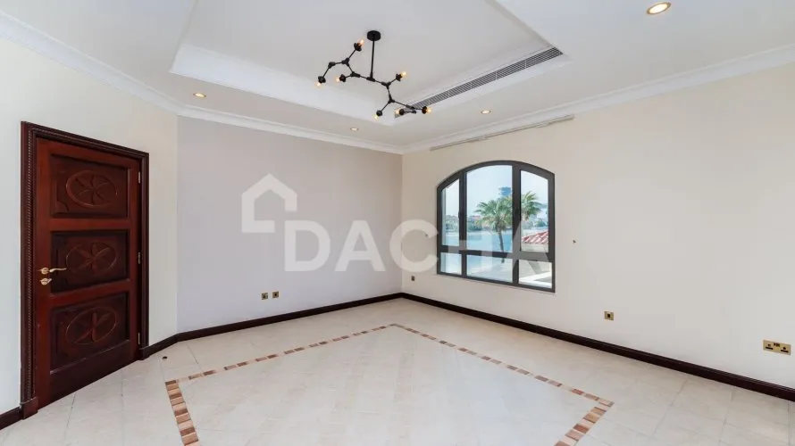 Villa de 5 dormitorios en Garden Homes, UAE No. 4240 № 15