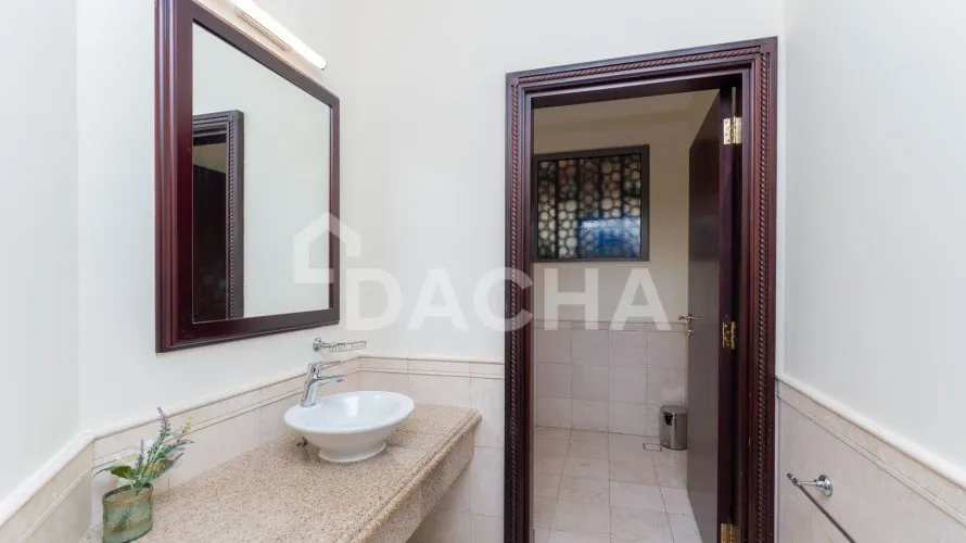 Villa de 5 dormitorios en Garden Homes, UAE No. 4240 № 21