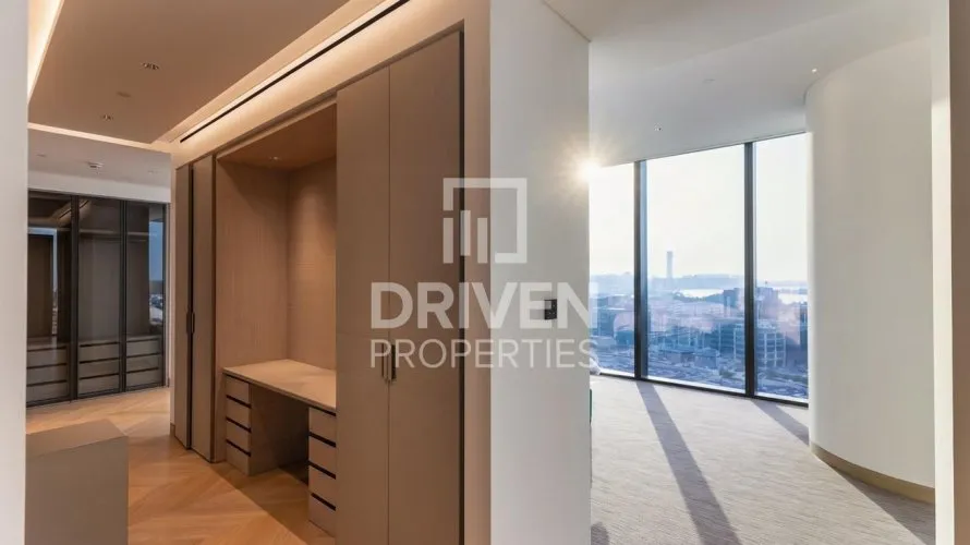 Apartamento de 4 dormitorios en Dubai Internet City, UAE No. 4069 № 3