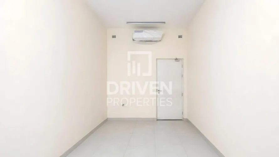 Campo de trabajo de 3403.78m² en Jebel Ali, UAE No. 4115 № 8