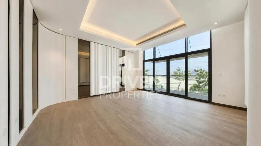 Villa de 4 dormitorios en District One, UAE No. 4535 № 24