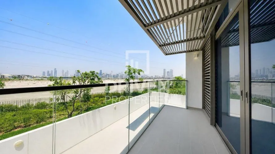 Villa de 4 dormitorios en District One, UAE No. 4536 № 3