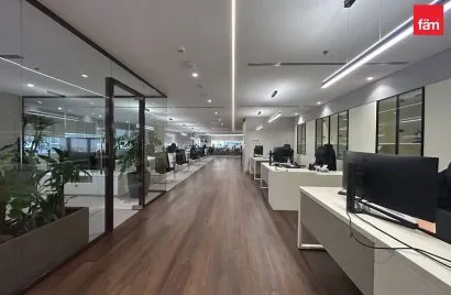 Oficina de 1100.1m² en Dubai, UAE No. 4550