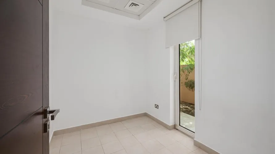 Villa de 5 dormitorios en Jumeirah Golf Estates, UAE No. 4739 № 10