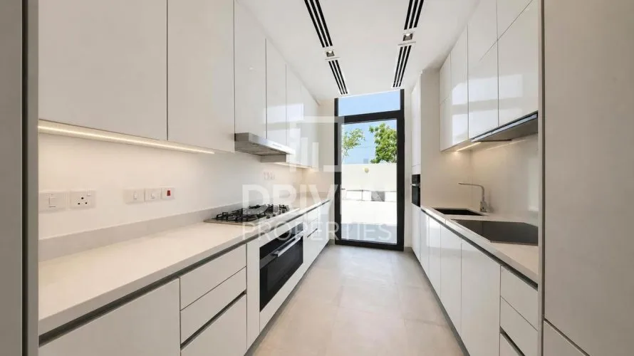 Villa de 4 dormitorios en District One, UAE No. 4535 № 21