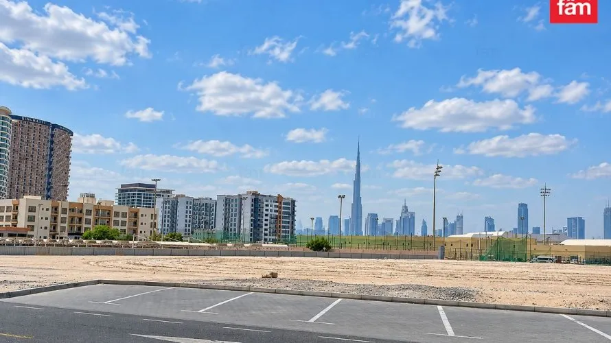 Terreno de 1036.6m² en Al Jaddaf, UAE No. 4709 № 3
