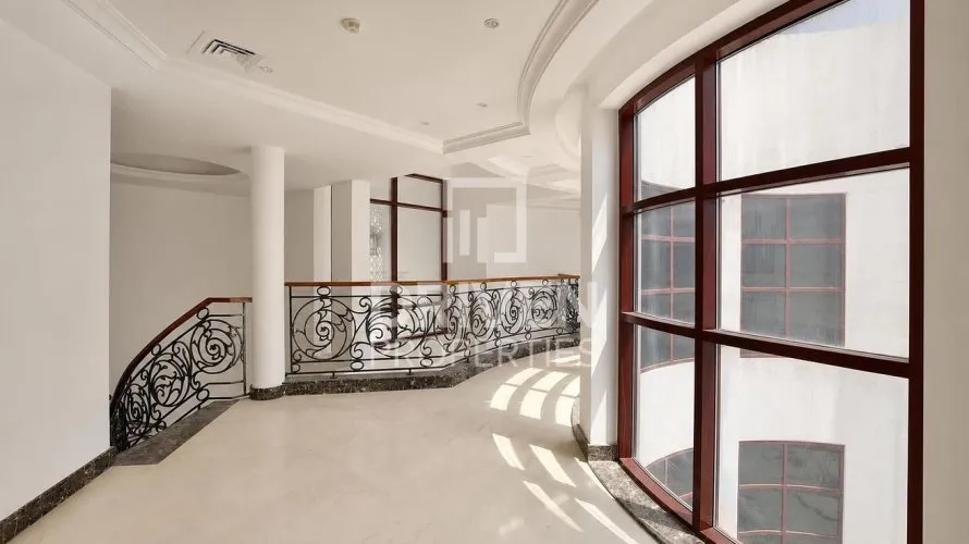Villa de 5 dormitorios en Signature Villas, UAE No. 4634 № 9