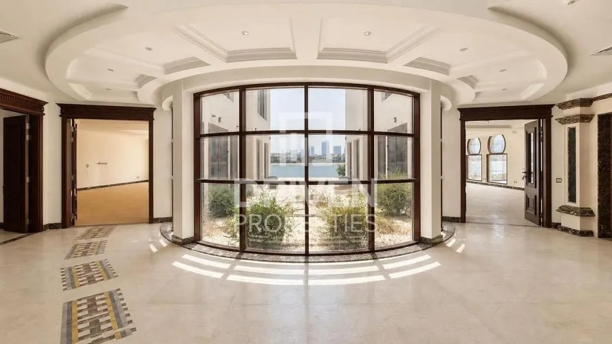 Villa de 5 dormitorios en Signature Villas, UAE No. 4635