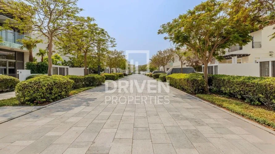 Villa de 4 dormitorios en District One, UAE No. 4608 № 28