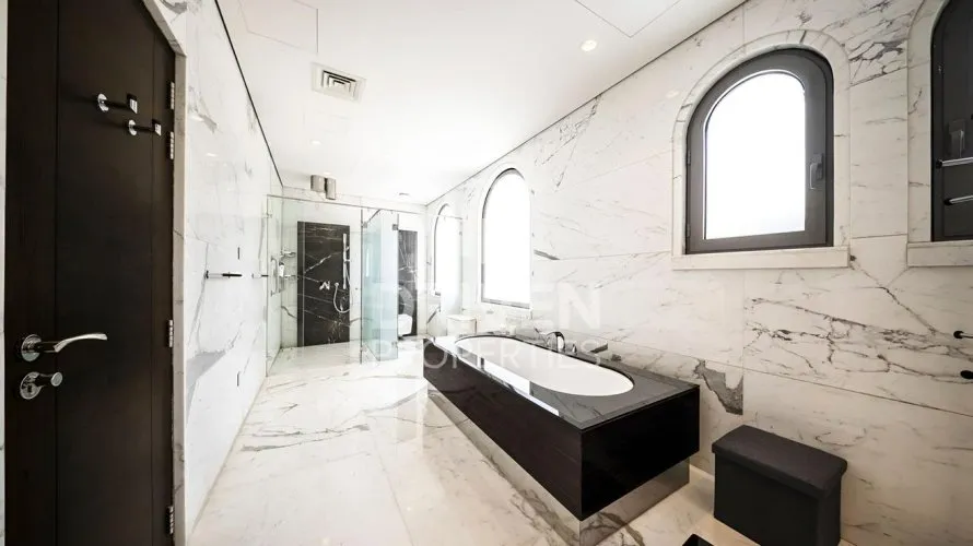 Villa de 6 dormitorios en Signature Villas, UAE No. 4622 № 7