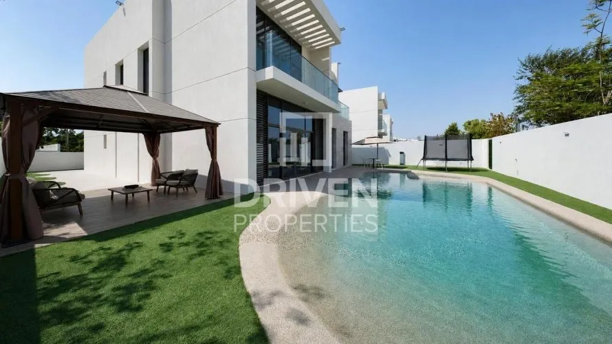 Villa de 4 dormitorios en District One, UAE No. 4513 № 25