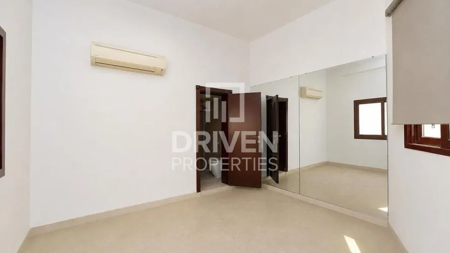 Villa de 5 dormitorios en Signature Villas, UAE No. 4635 № 13