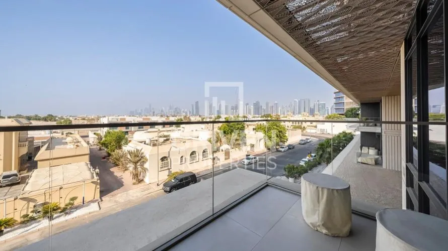 Apartamento de 3 dormitorios en Jumeirah, UAE No. 4866 № 2