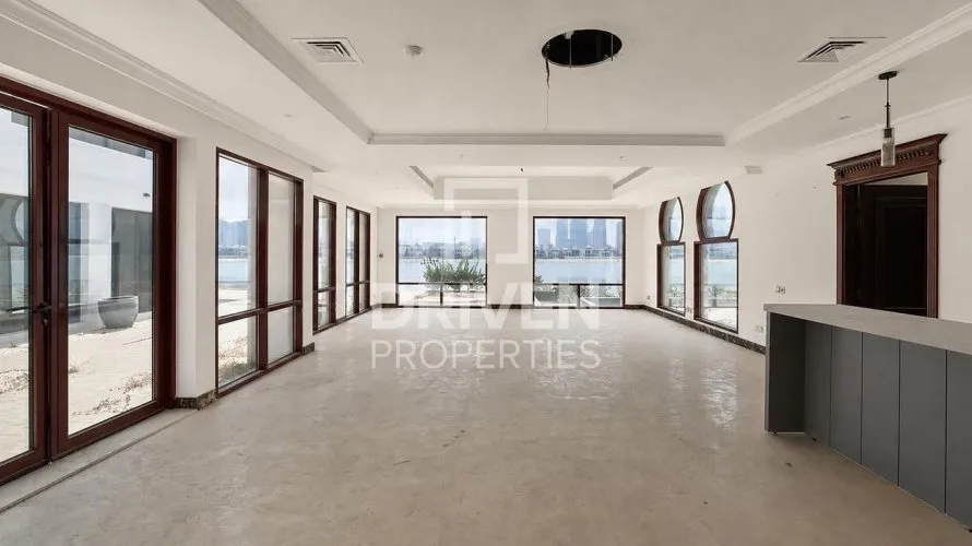 Villa de 5 dormitorios en Signature Villas, UAE No. 4634 № 16