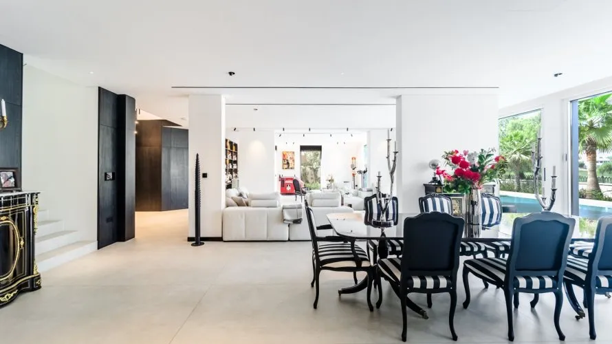 Villa de 6 dormitorios en Dubai, UAE No. 4560 № 17